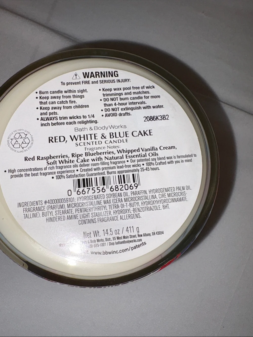 Bath & Body Works White Barn candle 14.5 oz 3 wick new Red, White, and Blue Cake
